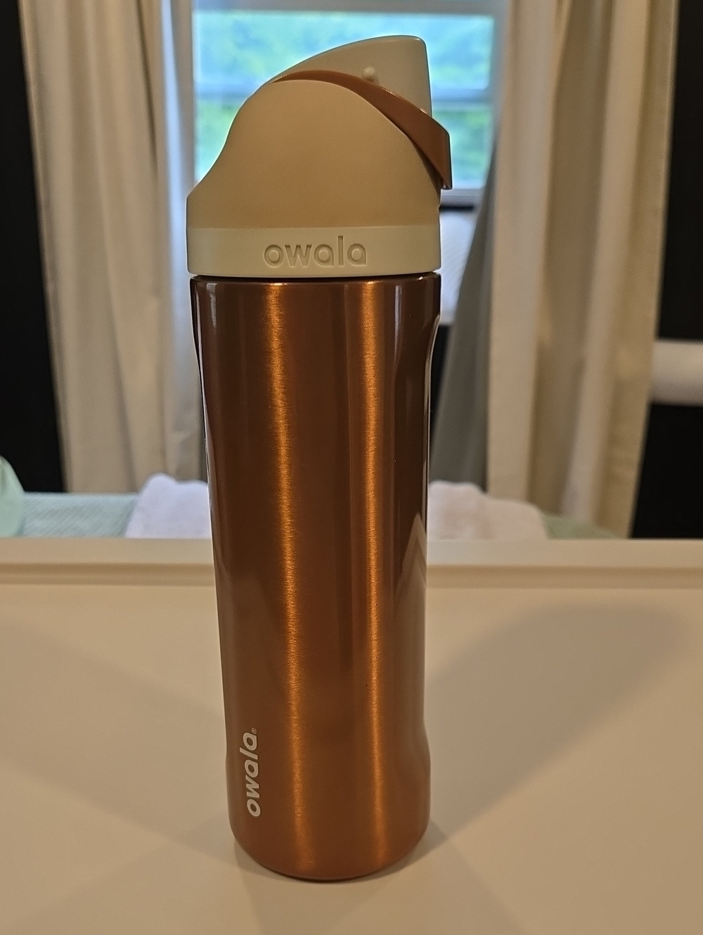 Owala Copper with Cream Lid